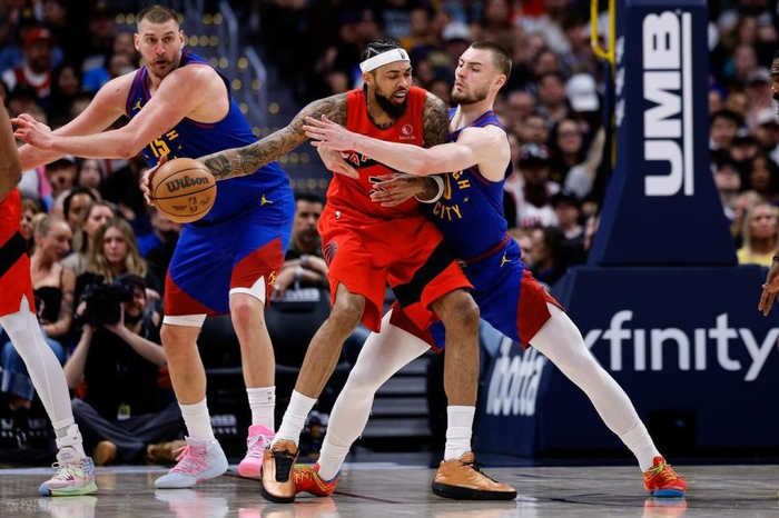 哈达威三分雨助掘金逆转 替补奇兵成季后赛关键