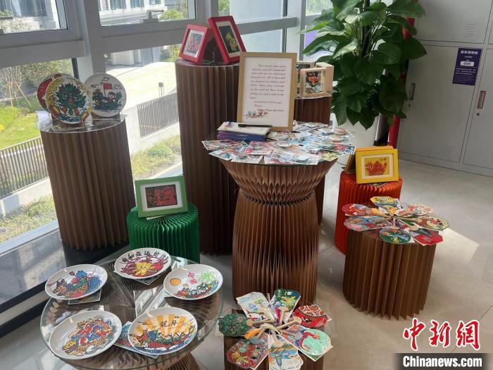 温州瓯海区龙舟文化进校园博物馆展非遗魅力亚