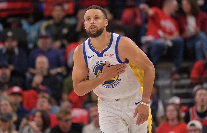 勇士史诗级逆转快船 库里27分+格林防守定乾坤